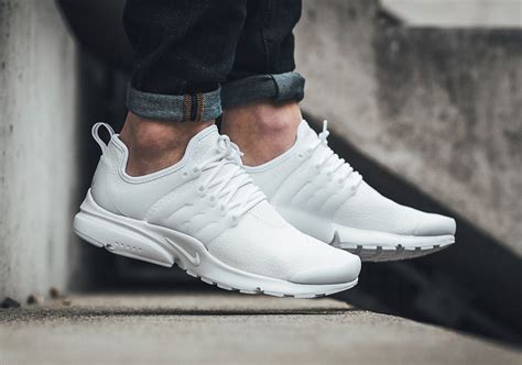 Nike air presto white